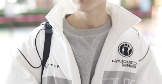 包含JackeyLove新星势不可挡表现惊艳，SKT未来可期！的词条