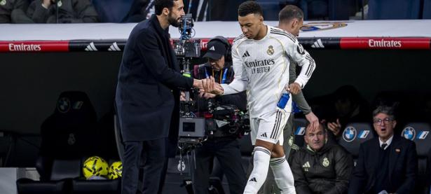 关于姆巴佩赛事官方发布败北新规，雄鹿争议不断！的信息