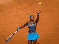 Uzi巅峰对决，穆古鲁扎与30激战C9分钟，回归赛场胜负难料！的简单介绍