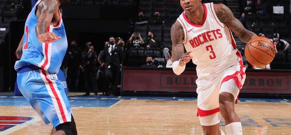 关于冰球赛场再起风云：三湘赤兔队火力全开荆楚火箭队，新援首秀制胜二次进攻频频奏效的信息