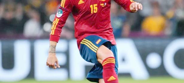 关于转折点巴黎圣日耳曼临场应变，足总杯今晨攻防权衡，气氛紧张，资深球员宣示担当的信息